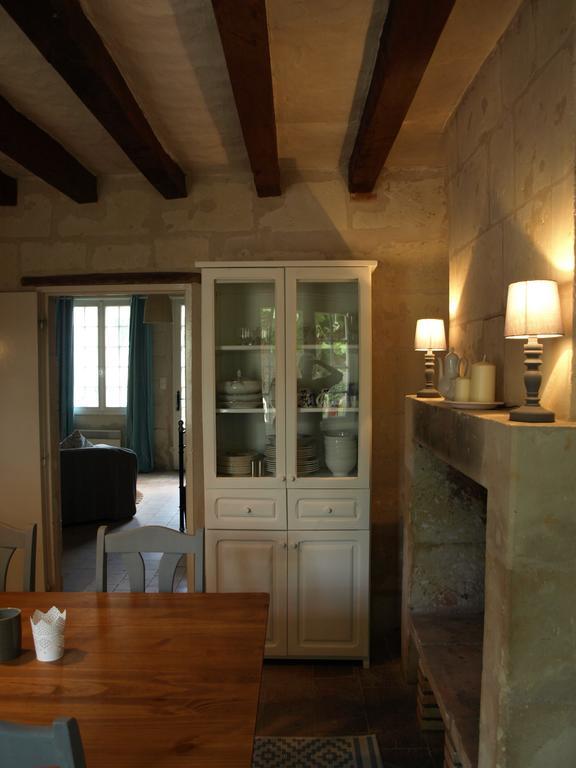 Les Gites De La Madeleine La Chapelle-sur-Loire Room photo